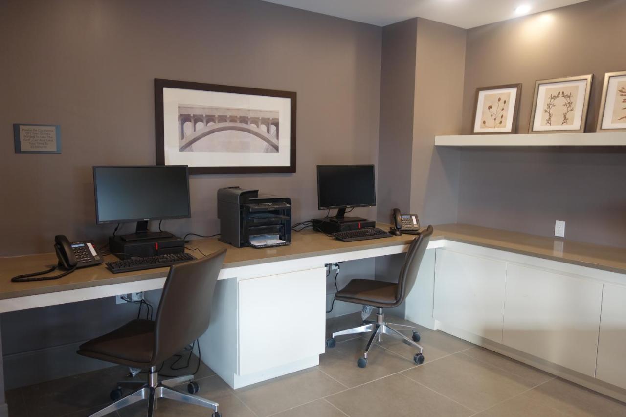 Country Inn & Suites By Radisson, Belleville, On Εξωτερικό φωτογραφία