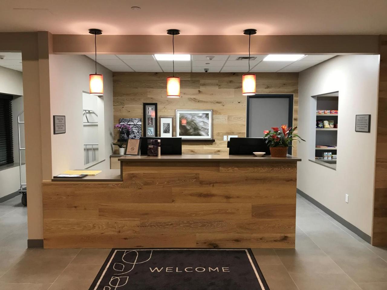 Country Inn & Suites By Radisson, Belleville, On Εξωτερικό φωτογραφία